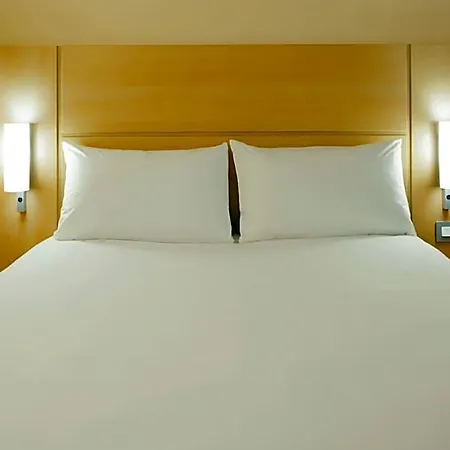 Ibis Centre 3* 卡莱尔